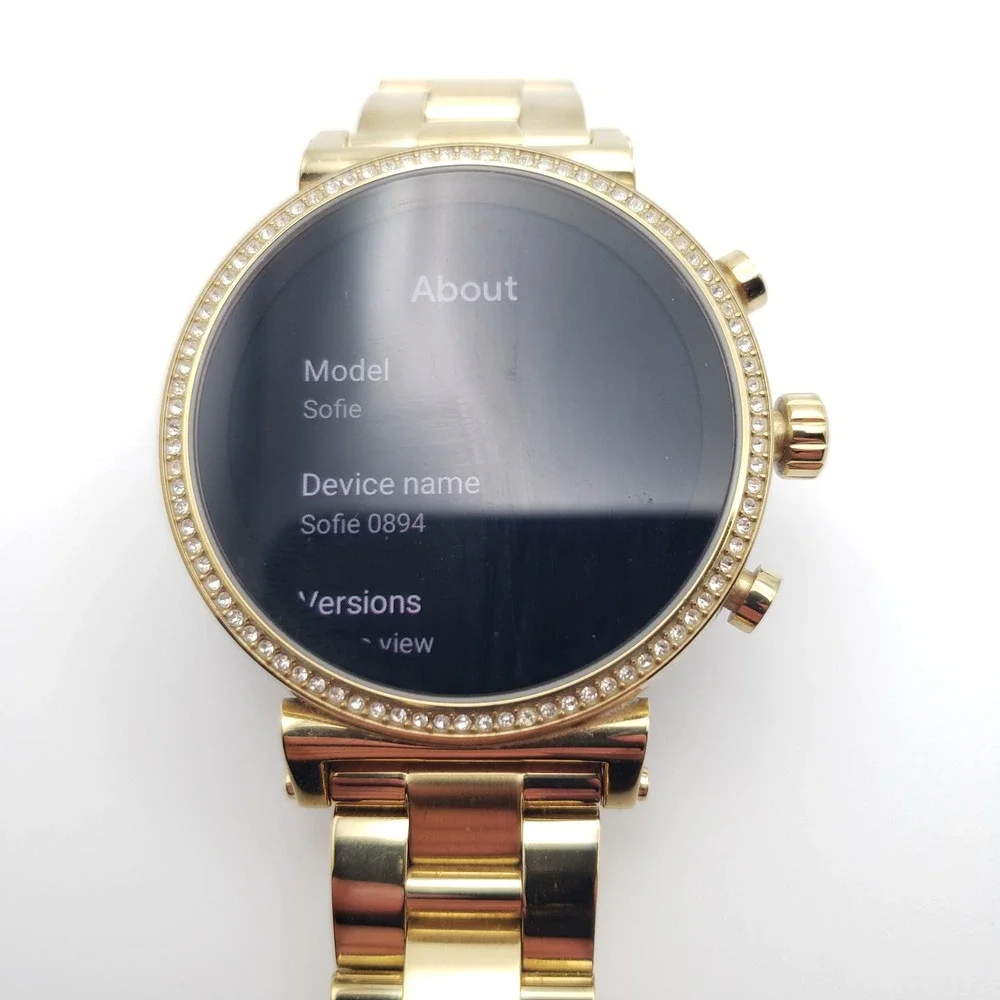 Michael Kors Smartwatch Women Gold Sofie 0894 MKT5062 Crystal Pave Digital Watch